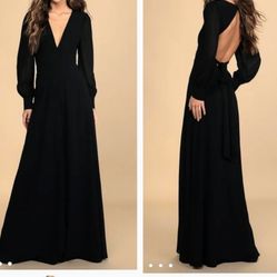 Lulu's Talk About Divine Black Medium Dress