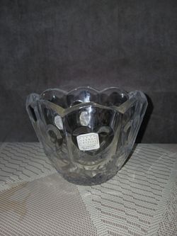Glass bowl