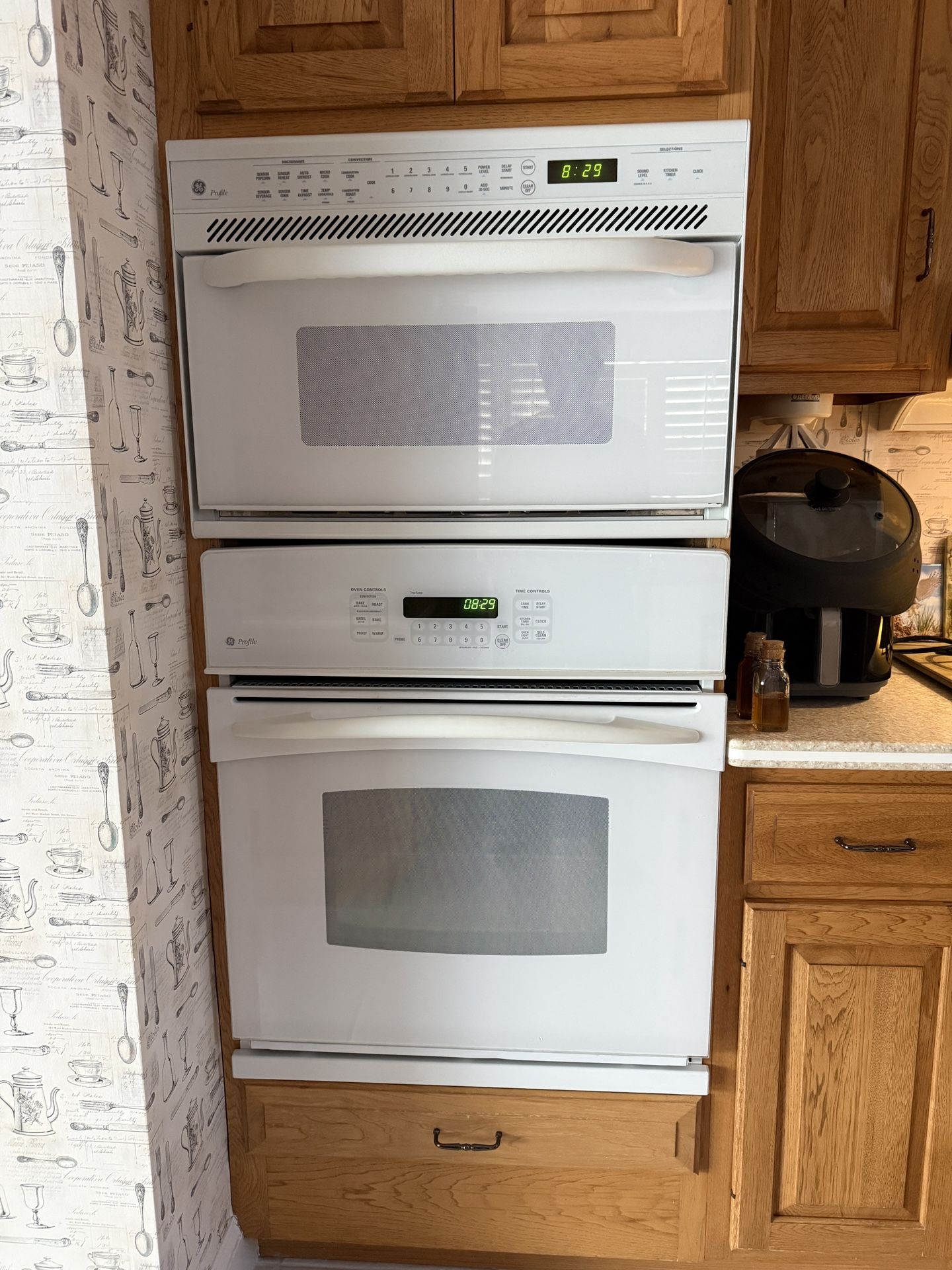 27” Built In Stackable Microwave & Oven