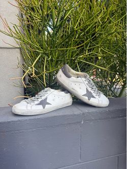 Golden Goose Men’s Leather Super-Star Sneakers (Men’s 11US/44EU)