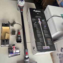 Dyson V8 Cordless Stick Vacuum Cleaner