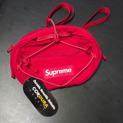 Supreme Waist Bag (FW20)