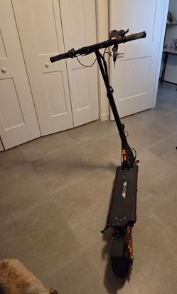 Scooter Aviator - Like new!