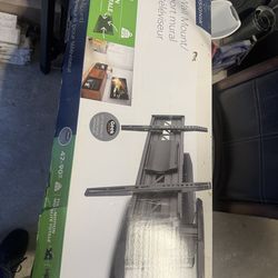 TV wall mount for 47-90 inch TV