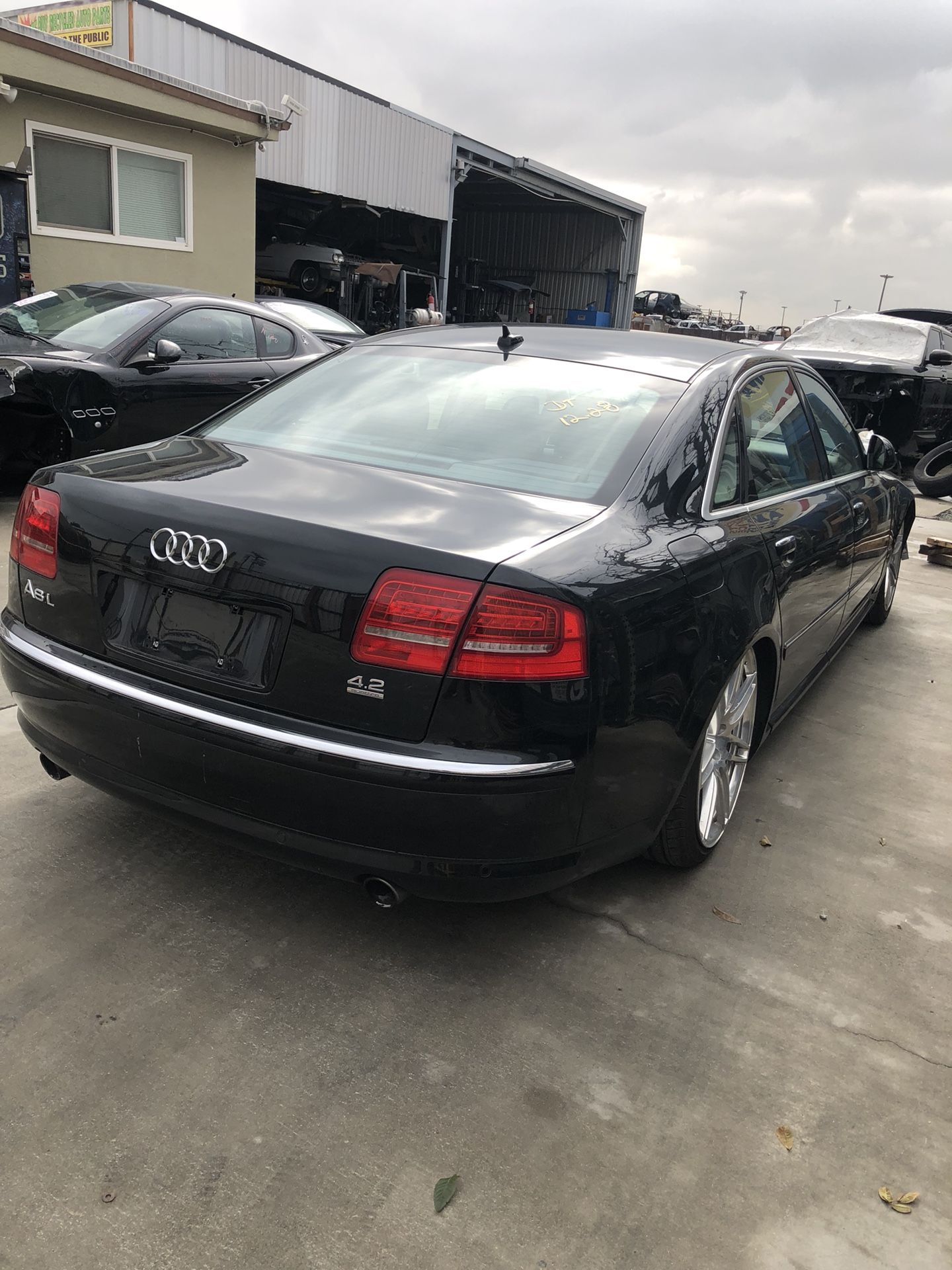 Parting Out! 2009 Audi A8L for parts!