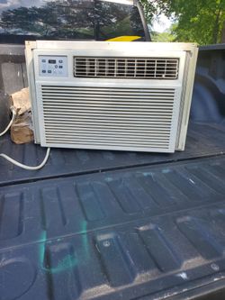 Air conditioner WOW WHAT A DEAL!!!