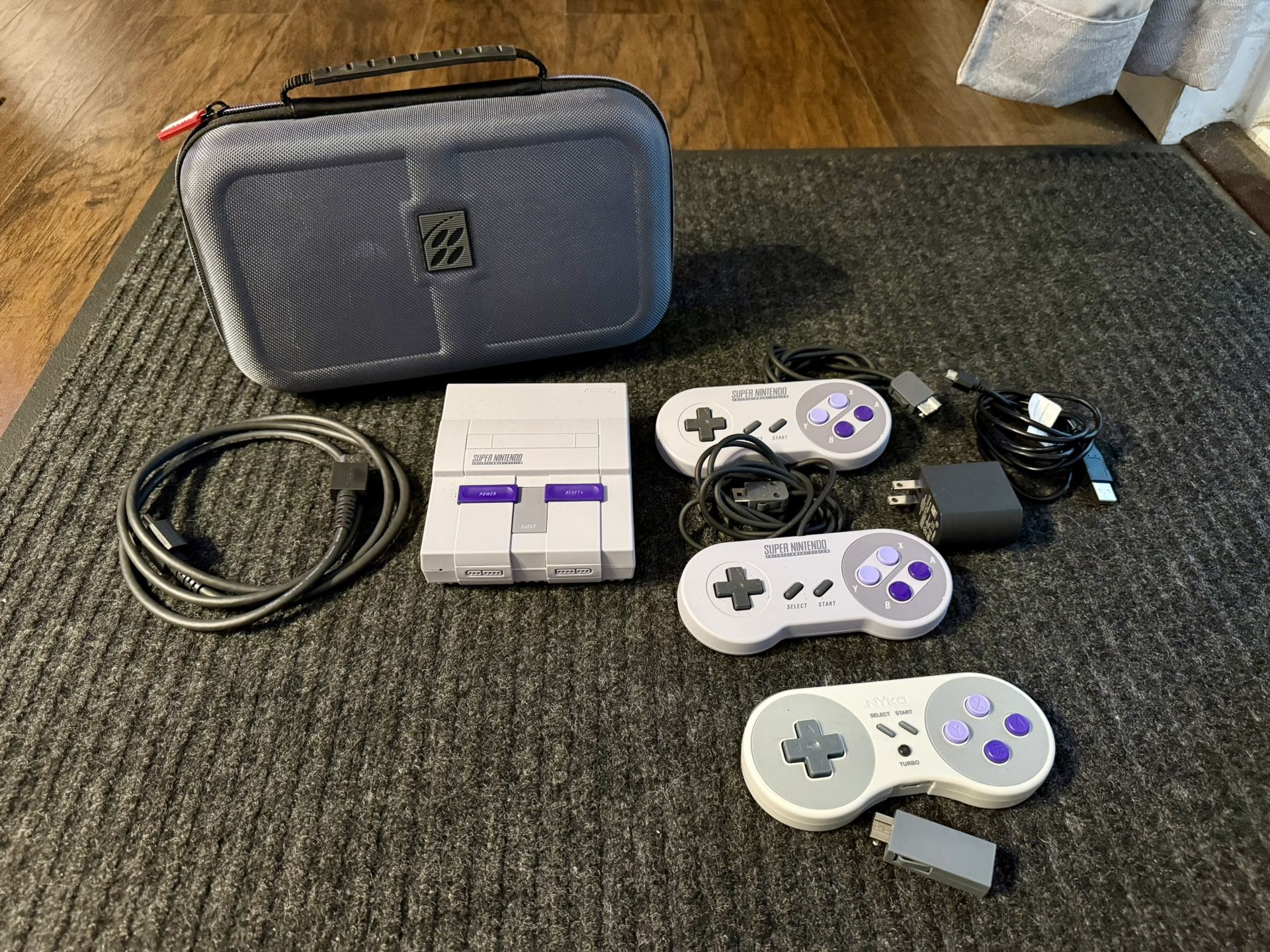 Nintendo SNES Classic Mini Super Entertainment System 21 Games