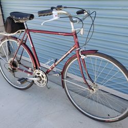SCHWINN HYBRID  7 SPEEDS TIRE 700C SIZE L