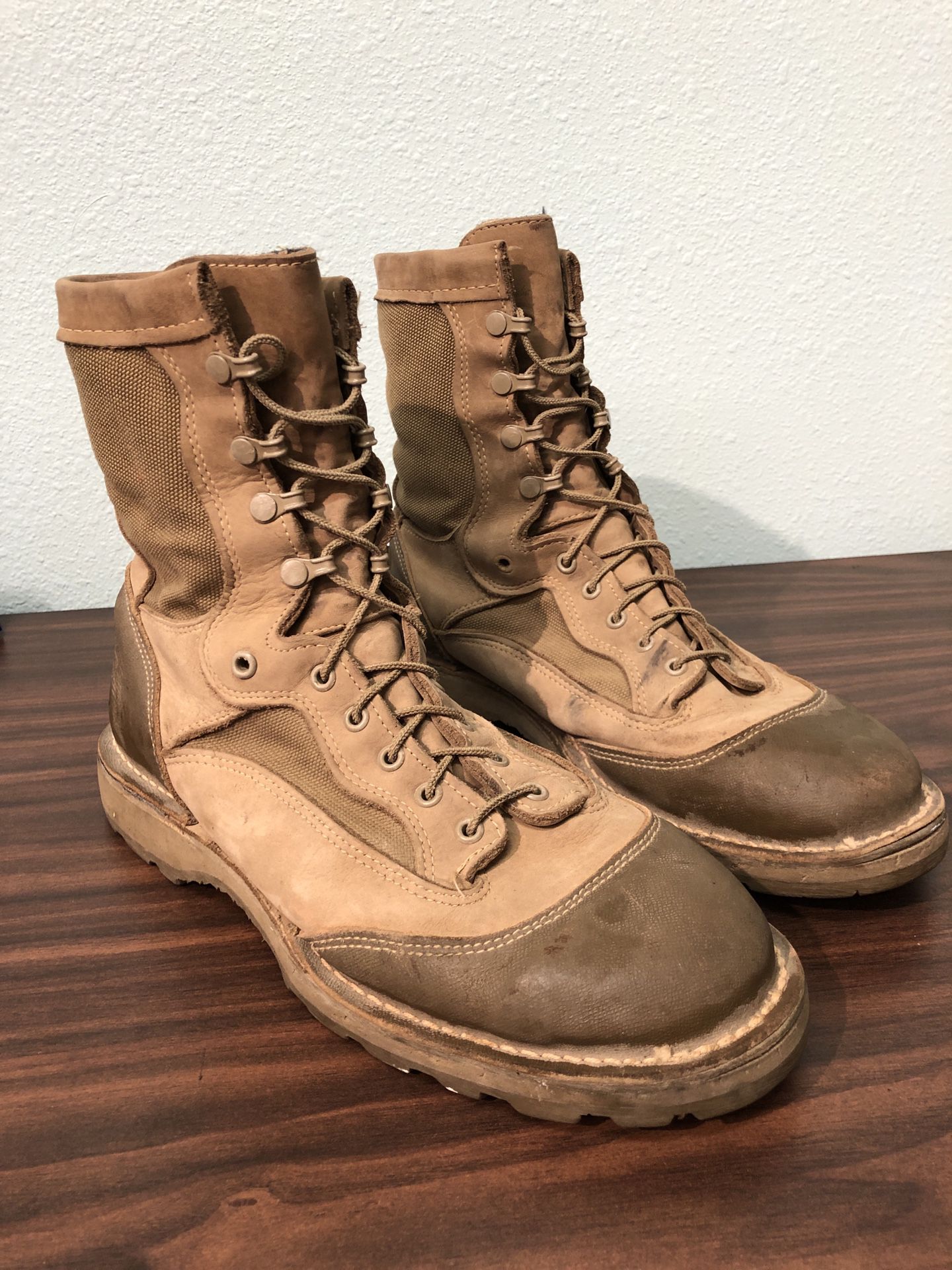 Men’s Wellco Size 12 Work Boots
