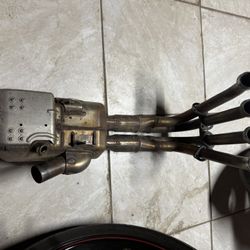 Yamaha R6 OEM Exhaust Header