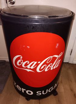 LARGE COCA COLA ICE BARREL COOLER COKE ON WHEELS !!!