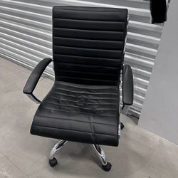 Black Office Chair