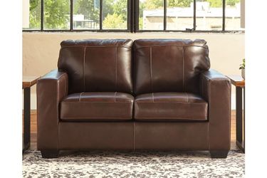 Morelos Loveseat
