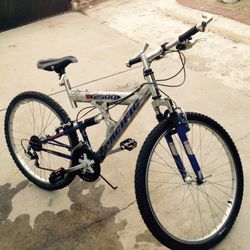 Pacific yx 2500 mountain bike sale