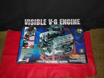 NEW 2013 Revell Visible V-8 Car Engine Model Kit 1:4