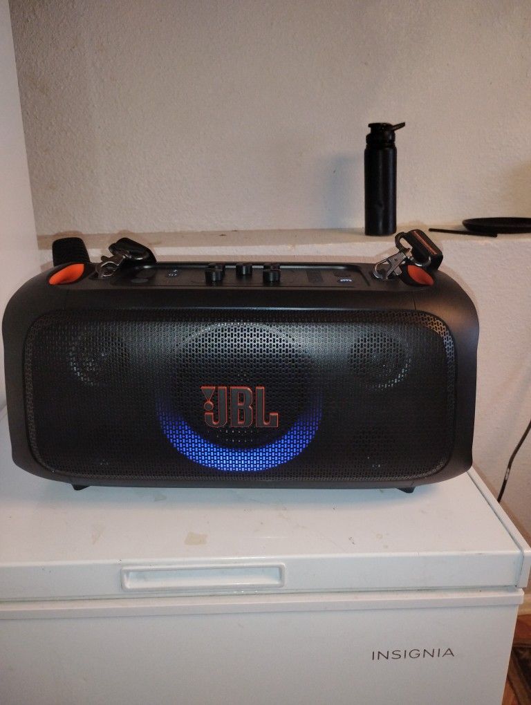 JBL PartyBox  OTG (On The Go) ESS