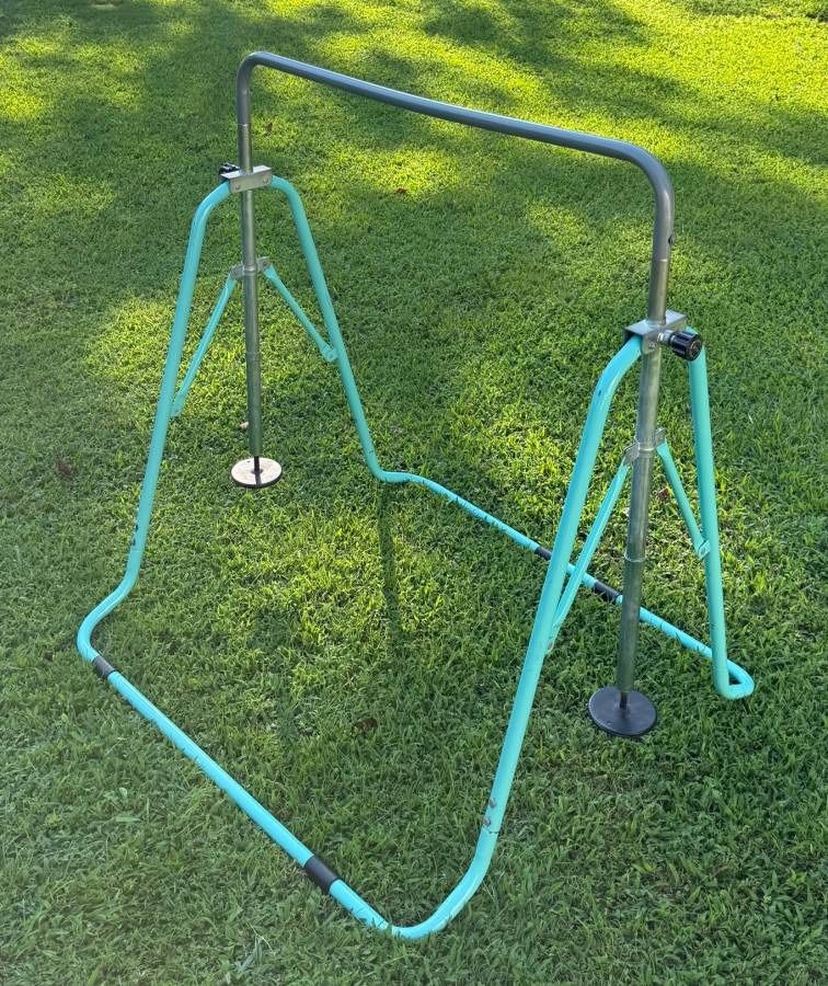 Kids Folding Expandable Adjustable Height Gymnastics Training Bar