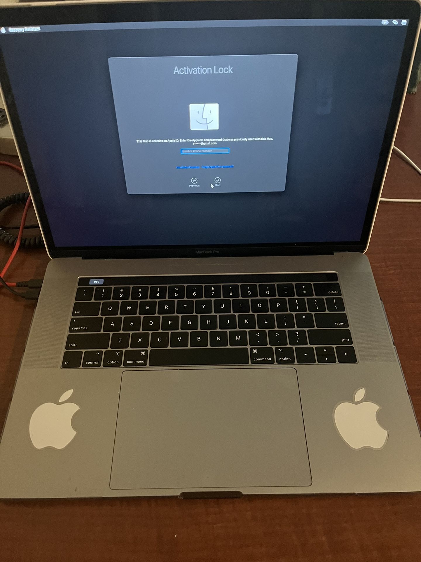 MacBook Pro 2018 15”((iCloud Locked))