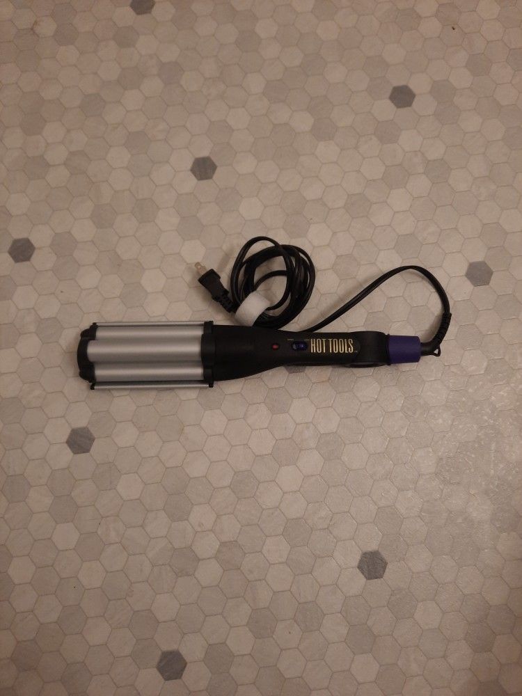 Brand New - HotTools Hair Waver Iron