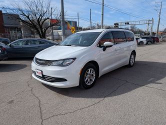 2020 Chrysler Voyager