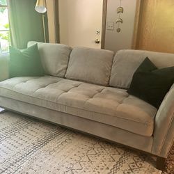 Modern Sofa/Couch