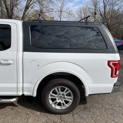 Leer Camper Shell / Truck Topper