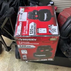 HUSKY AIR COMPRESSOR 