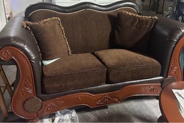 3 sofa with table