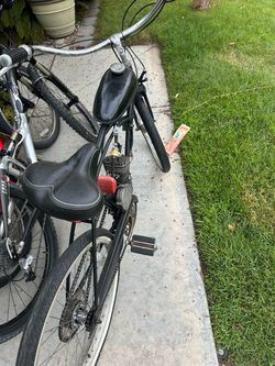 Motorized Cruiser Bicycle with Gas Engine