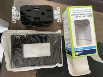 Duplex USB Charger / Tamper Resistant Outlet