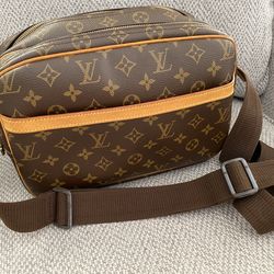 Louis Vuitton Reporter PM Crossbody Monogram Brown Bag M45254
