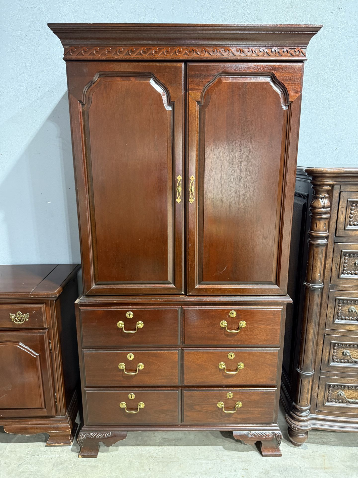 Armoire