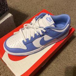 Nike Dunks 