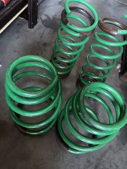 Tein https://offerup.com/redirect/?o=Uy5UZWNo (Green) FULL SET 4 Pieces