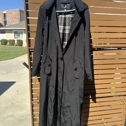 London Fog Womens Black Long Trench Coat Size 14 Plaid Lined Classic Coat