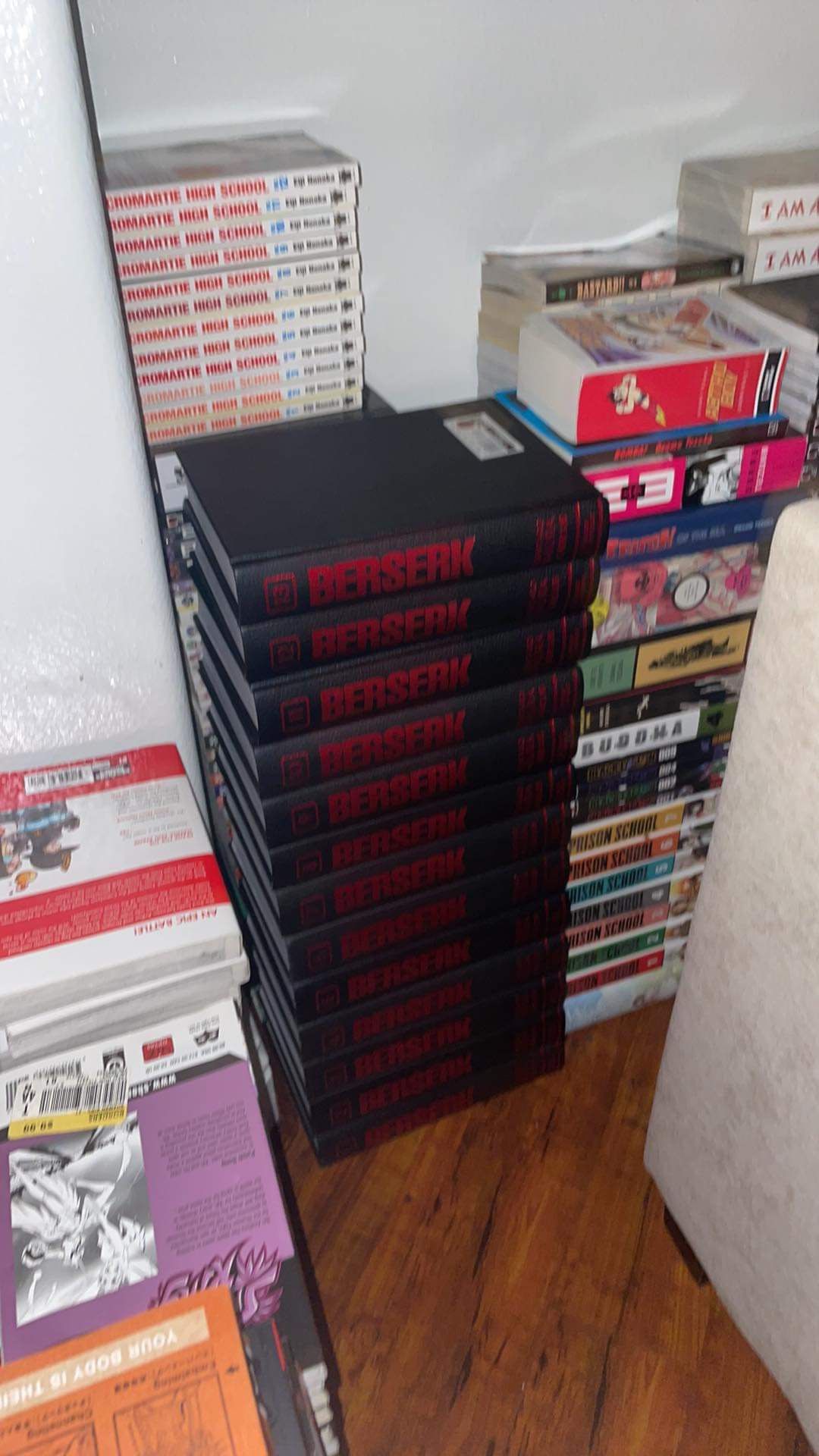 Berserk Deluxe Edition Leather Hardcover Manga 1-13 Set