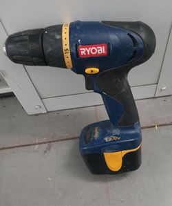 RYOBI HP412 12.0V CORDLESS DRILL WITH ONE BATTERY NO CHARGER