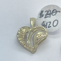 Gold Pendant heart style 10K New  