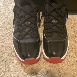 Air Jordan Bred 11 Lows  Size12