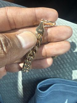 10K Gold Cuban Link Bracelet