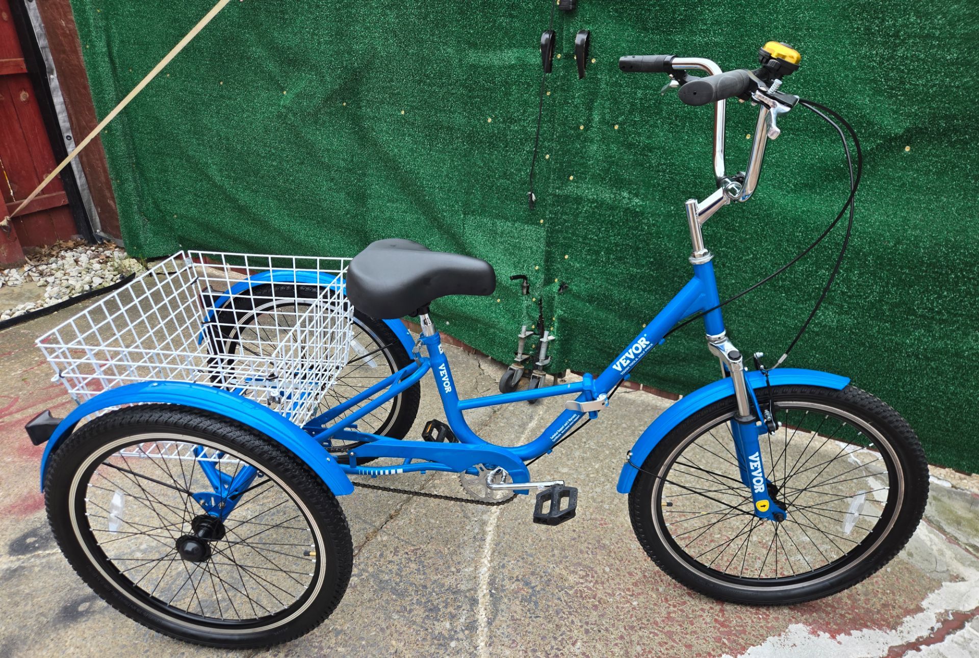 Three wheel bike