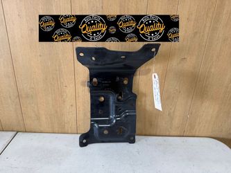 2018 2019 2020 Ford F-150, F150 Front Driver Side Left Side Bracket