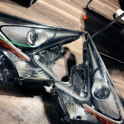 Toyota Prius 2016 To 2018 Headlight Right And Left 