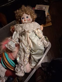 Musical porcelain. clown doll