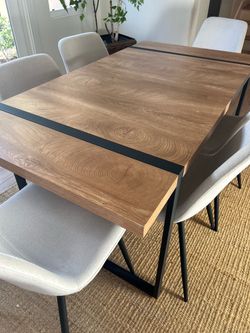 Modern dining table set