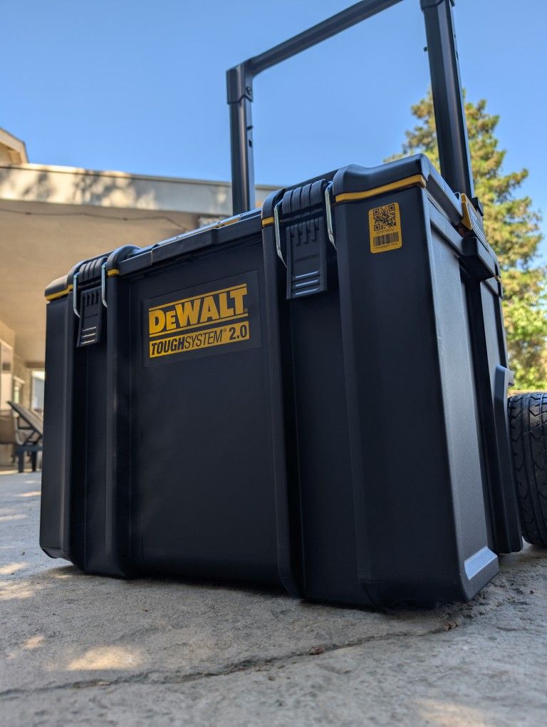 DeWalt ToughSystem 2.0 Rolling Tool Box NEW