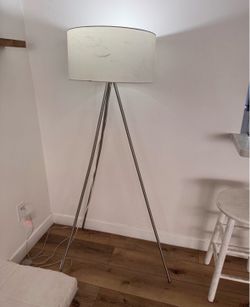Modern floor lamp 3ft Tall