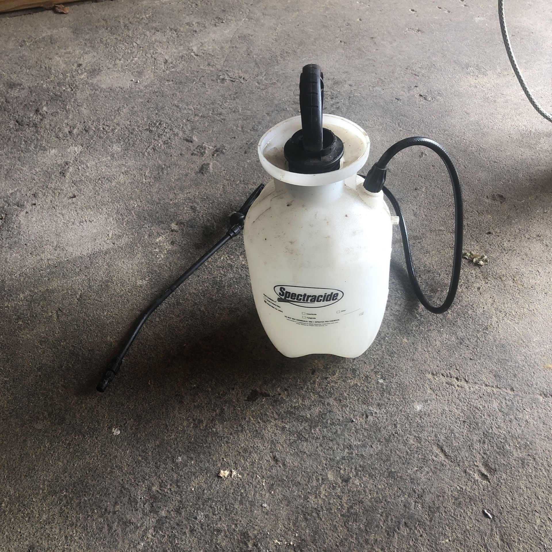 2 Gal Sprayer 