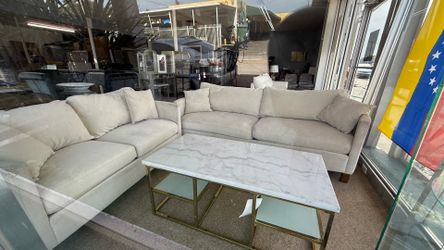 Juego de Sala Moderno + Mesa de Centro | Floor Sample Liquidación