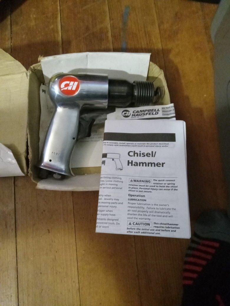 Cambell Hausfeld Air Chisel Hammer And Bits 25 Dollars